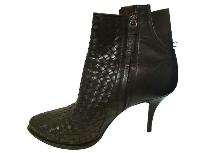 Givenchy woven leather ankle boots Dark brown  ref.256778
