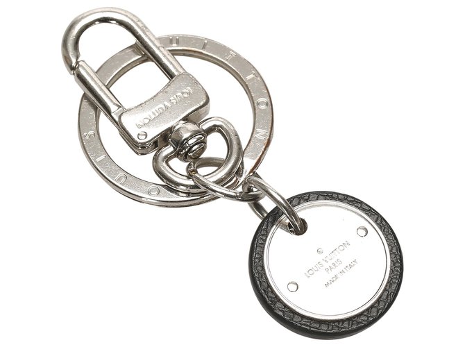 Porte-clés monogramme argenté Louis Vuitton Métal  ref.257245