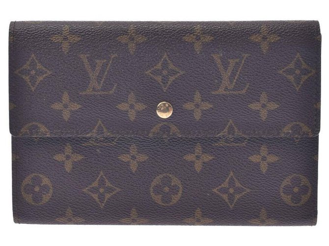 Louis Vuitton Passport cover Brown Cloth  ref.257261