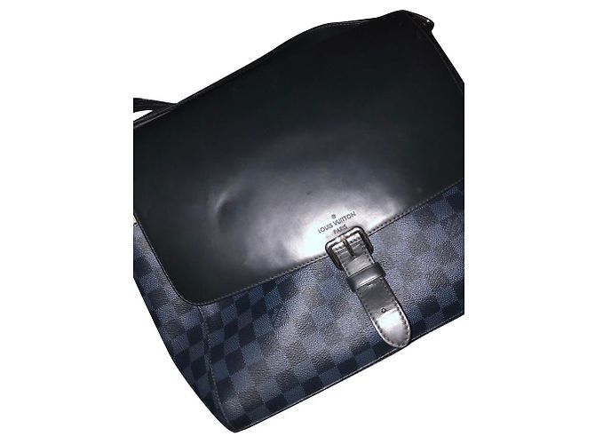 Louis Vuitton Damier Cobalt Newport Messenger Bag Black Leather