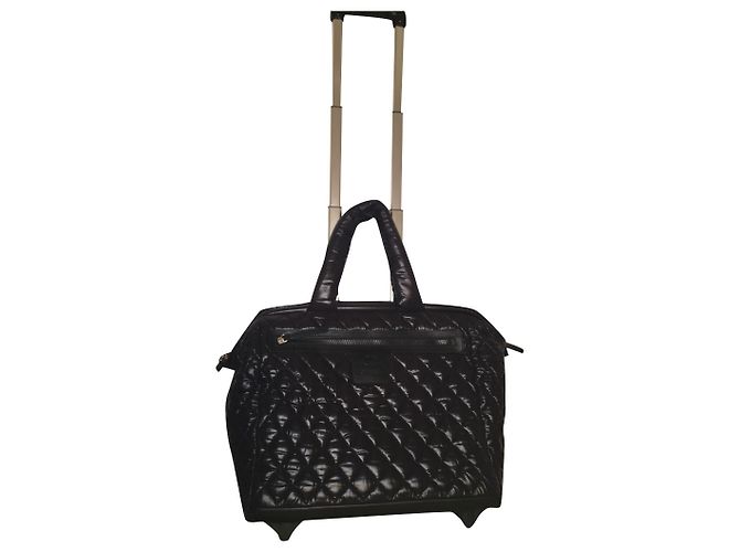 Cocoon Chanel Borsa da viaggio Trolley nera in pelle e nylon Nero Silver hardware