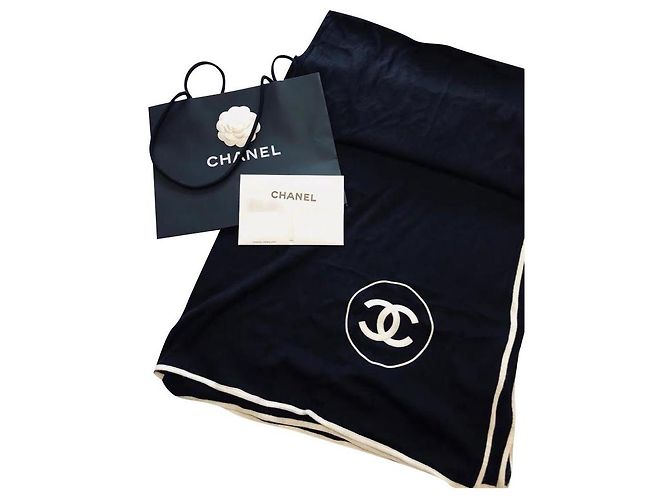 Chanel Kaschmir und Seide CC stahlen Schal Schwarz