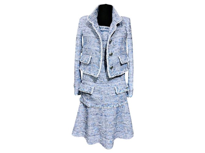 Chanel 12Giacca + vestito in tweed K $ Blu  ref.258237