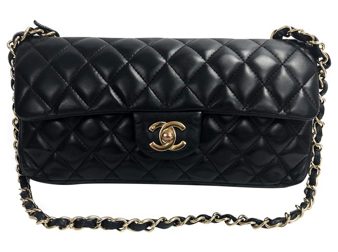 Chanel TIMELESS BEIGE Black Leather  ref.258281