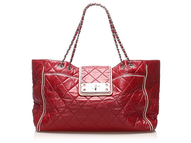 Mademoiselle Chanel Red East / West Lammfell Leder Einkaufstasche Rot