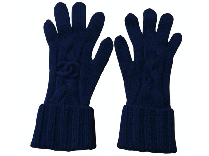 Chanel gloves Blue Cashmere  ref.258294