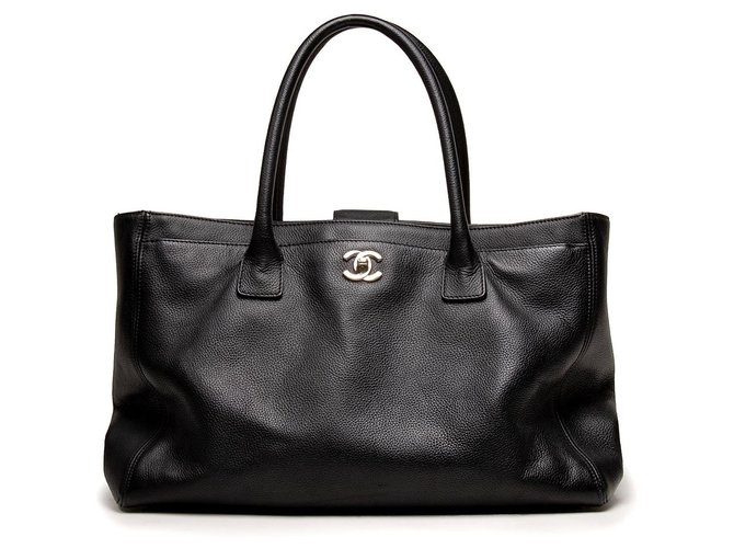 Chanel Executive Cerf Tote bag Black Leather  ref.258825