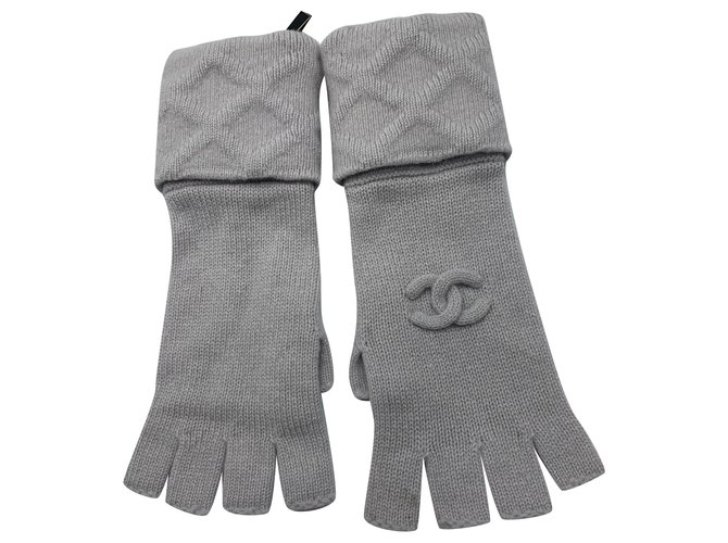 Chanel Gloves Grey Wool  ref.258830