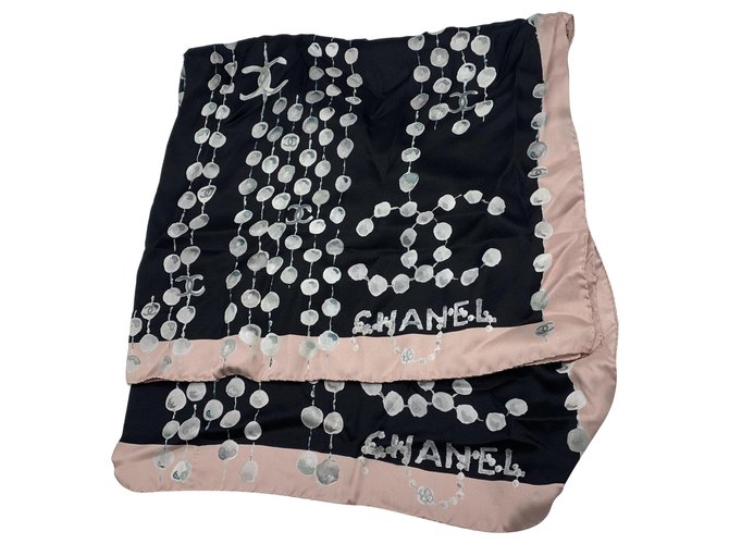 Chanel Foulards de soie Noir Beige  ref.258839