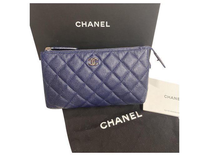 Chanel Trouse Blue Leather ref.258854 - Joli Closet