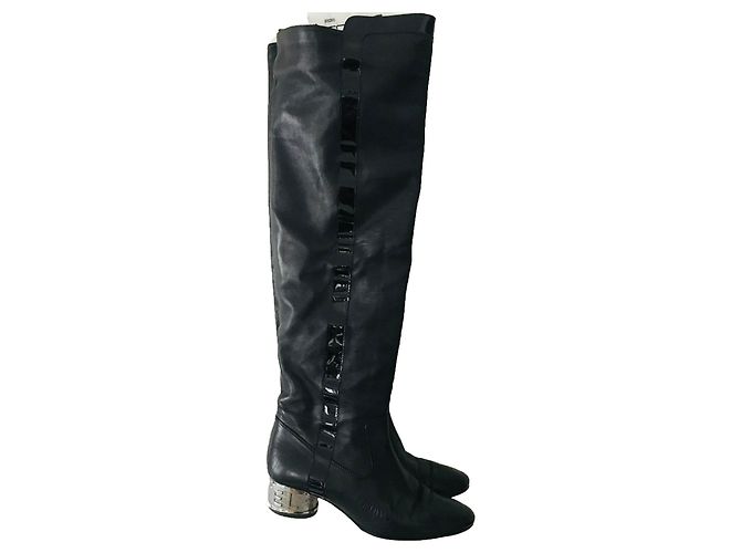 Chanel Overknee Boots Black Patent Leather Silver hardware