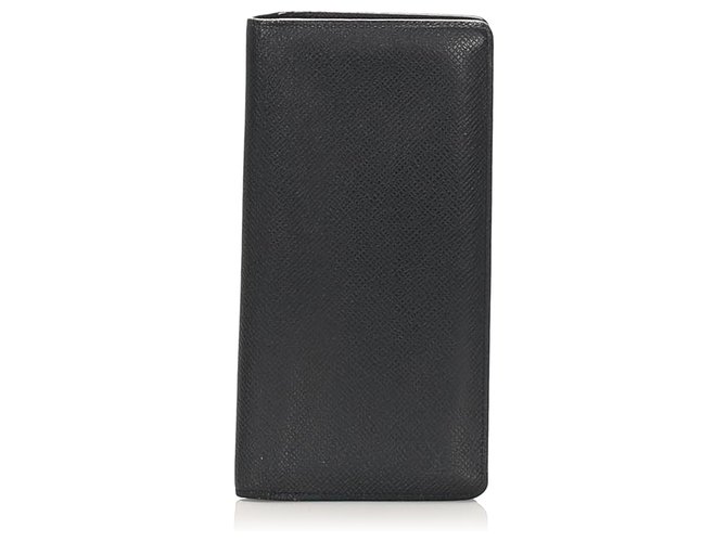 Louis Vuitton Black Taiga Brazza Wallet Leather  ref.259000