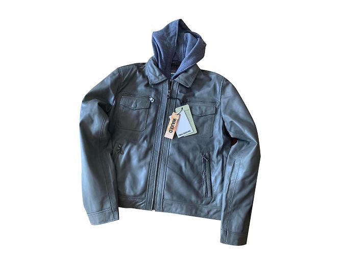 Autre Marque Graue Lammfelljacke mit abnehmbarer Kapuze