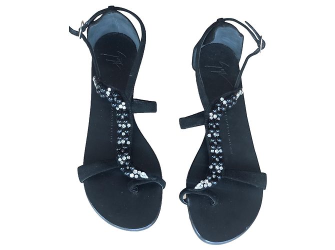 Giuseppe Zanotti Sandali con perline a forma di serpente Nero