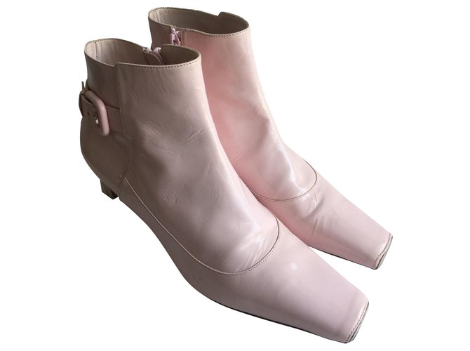 Louis Vuitton Ankle Boots Pink Patent leather  ref.259195