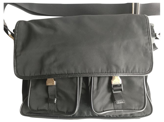Prada Handbags Black Nylon  ref.259288