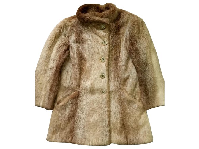 Louis Féraud FOURRURES PARIS Cappotto di pelliccia di nutria nutria completamente chiudibile, elegante e lussuoso Marrone  ref.259745