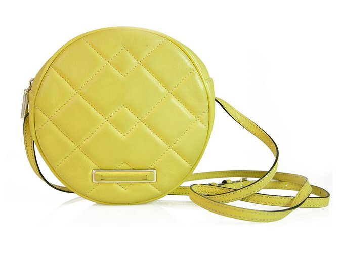 Buy MARC JACOBS Snapshot Crossbody Bag with Detachable Strap | Pink Color  Women | AJIO LUXE