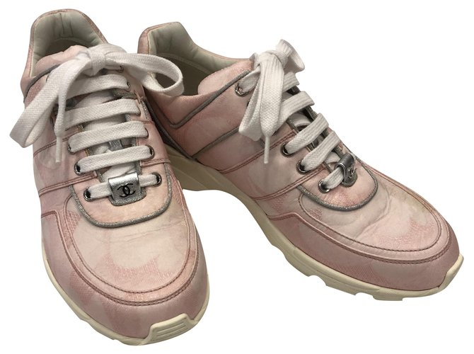 Chanel Sneakers Toile Rose  ref.260334