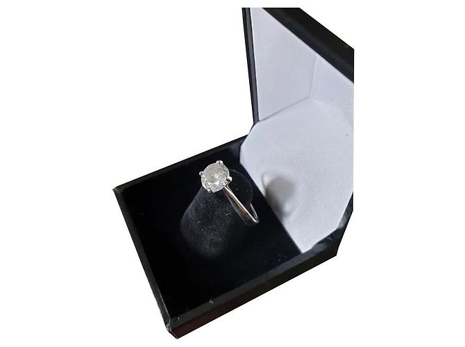 Autre Marque Solitärring aus Platin 1.56 Karat Silber Hardware
