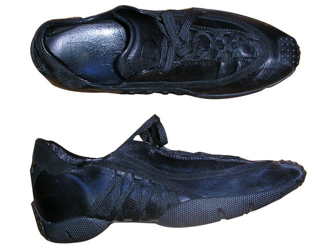 Dior Sneakers cuir noir, pointure 36.  ref.261088