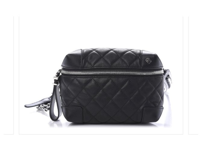 Chanel Handtaschen Schwarz Leder  ref.261104