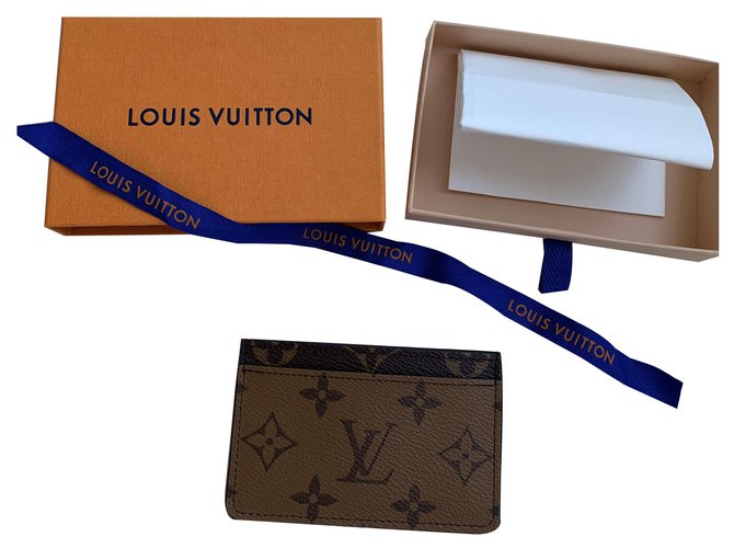 Louis Vuitton Purses, wallets, cases Brown Leather  ref.261382