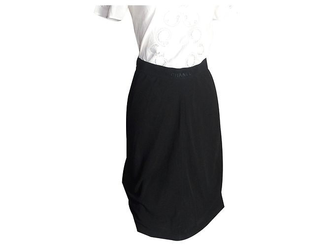 Falda asimétrica negra Chanel Negro