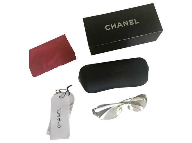 Chanel Gafas de sol Gris Acetato  ref.261757