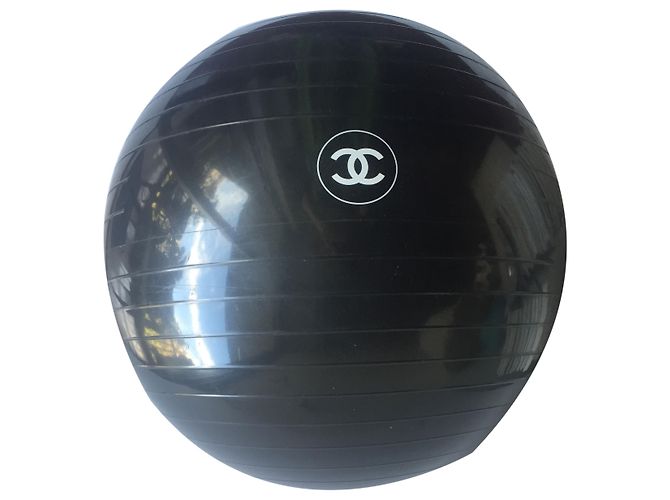 Chanel Regali VIP Nero Plastica