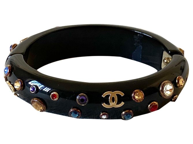 Chanel Armbänder Schwarz Mehrfarben Kunststoff  ref.262234