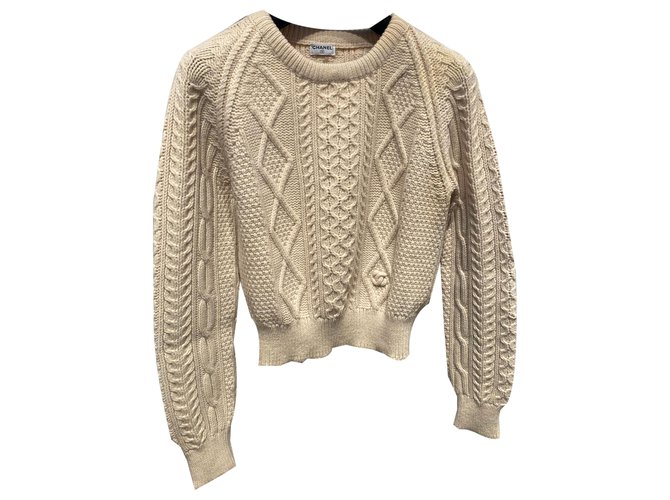 Chanel Knitwear Beige Wool  ref.262267
