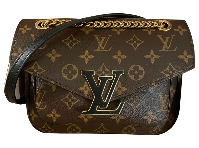 Louis Vuitton Passy Bag