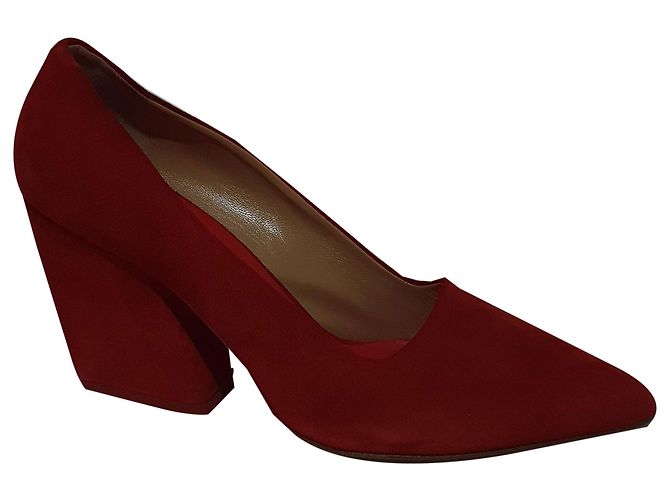 Aeyde Pumps aus Wildleder Rot