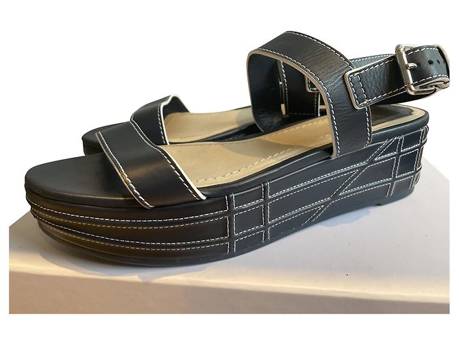 Sandali Dior in pelle blu navy