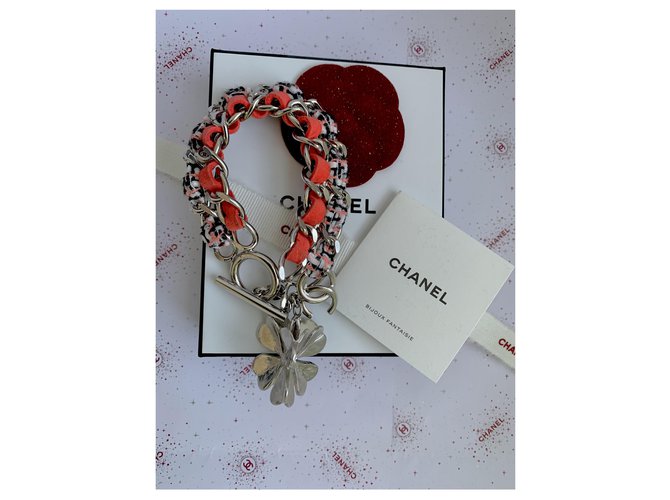 Chanel Armbänder Mehrfarben Metall  ref.263466
