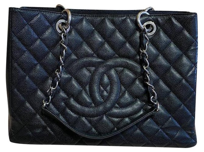 Chanel Black Leather  ref.263717