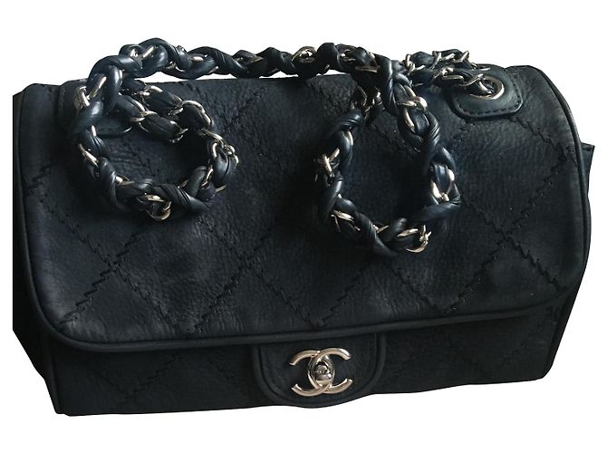 Borsa Chanel in pelle di vitello granulata nera Nero