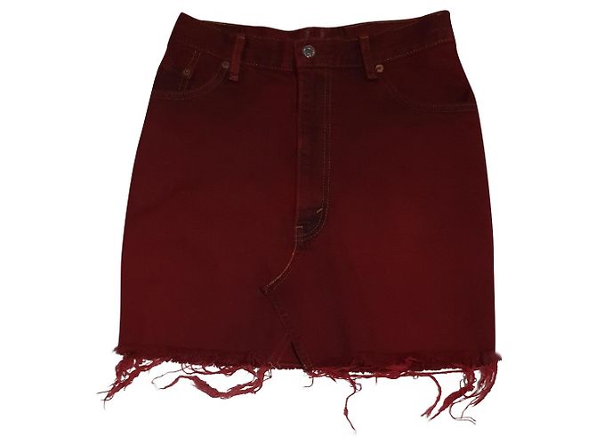 Falda vaquera roja Levi's