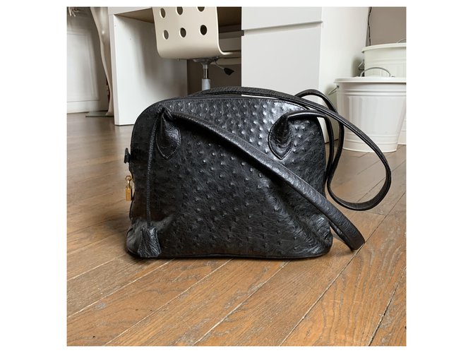 Autre Marque Handbags Black Gold hardware Leather Exotic leather  ref.264012