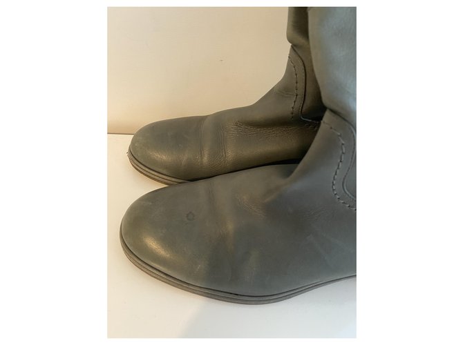 Chanel Boots Grey Leather  ref.264173