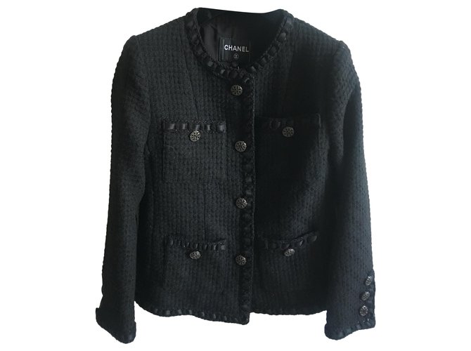 Chanel Piccola giacca nera Nero Tweed  ref.264537