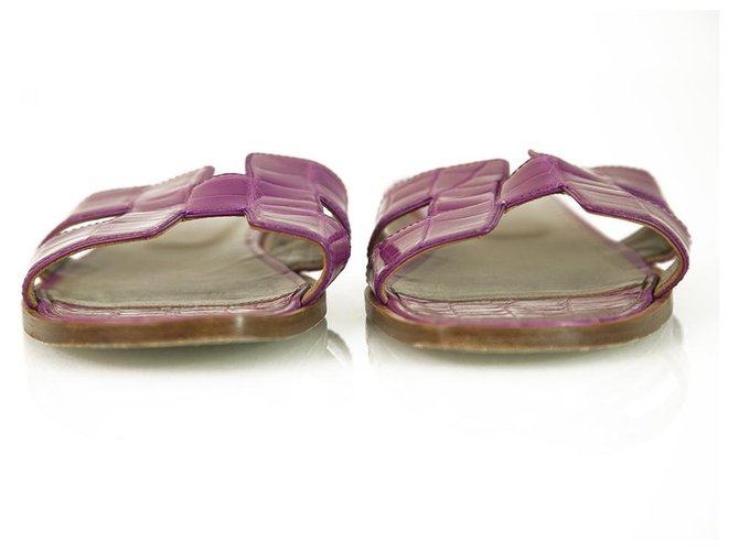 Hermès Sandales plates Hermes en cuir de crocodile violet / violet Oran sans lacets 37,5 Cuirs exotiques  ref.265364