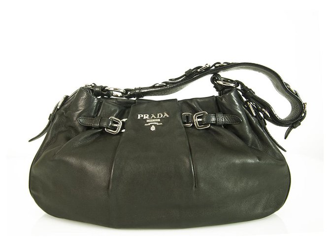 Prada Handbags Black Leather  ref.265646
