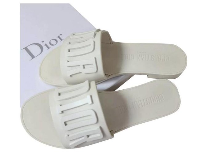 Dior Ivory Rubber Flip Flops Sz 39 Beige  ref.265653
