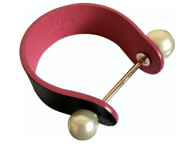 Christian Dior Armbänder Mehrfarben Leder  ref.265702