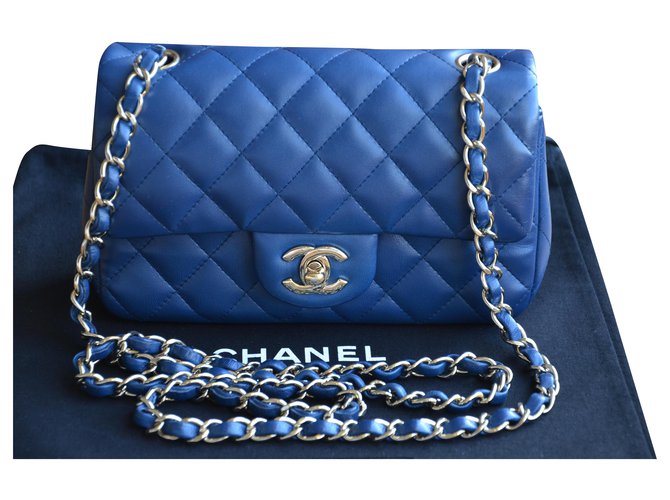Chanel Timeless Classic mini bag Blue Dark blue Gold hardware Leather  ref.265709