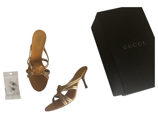 Gucci Des sandales Cuir Multicolore  ref.265730
