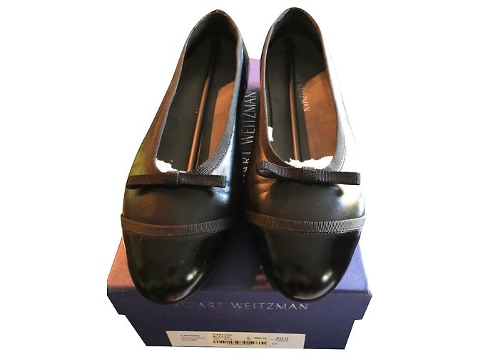 Stuart Weitzman Capture Black Lambskin Ballerinas 40