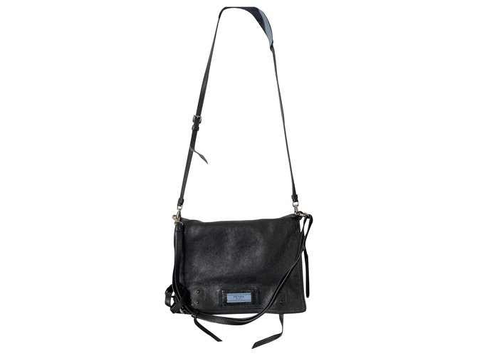 Prada etiquette shoulder bag best sale